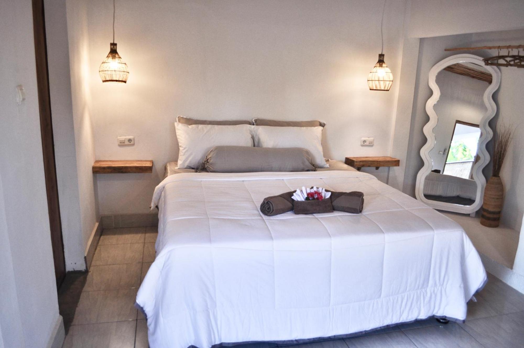 Ripbowl Guest House Selong Belanak Exterior photo