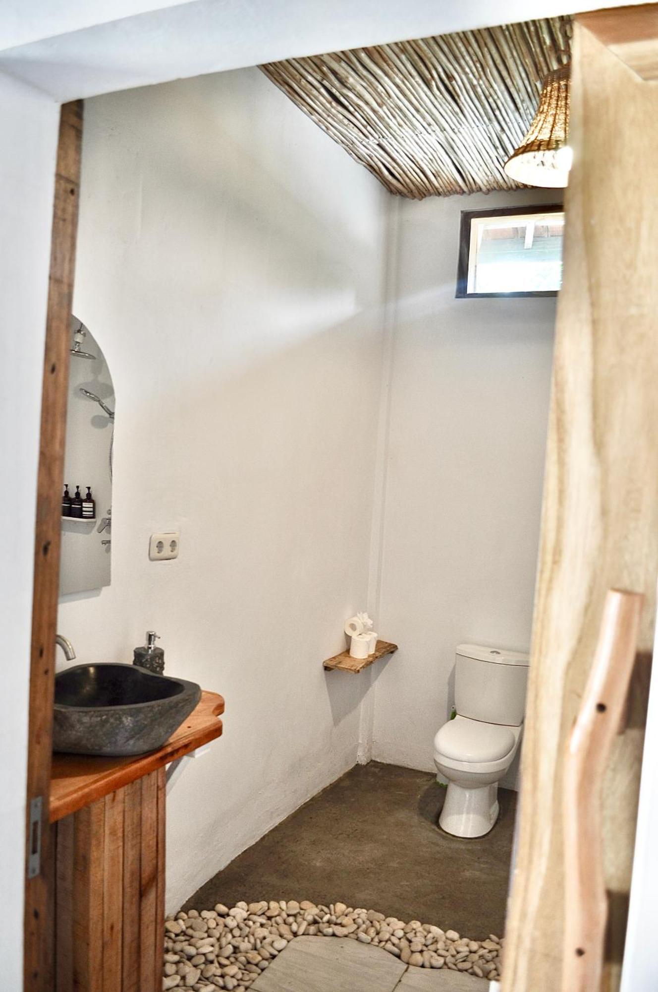 Ripbowl Guest House Selong Belanak Exterior photo