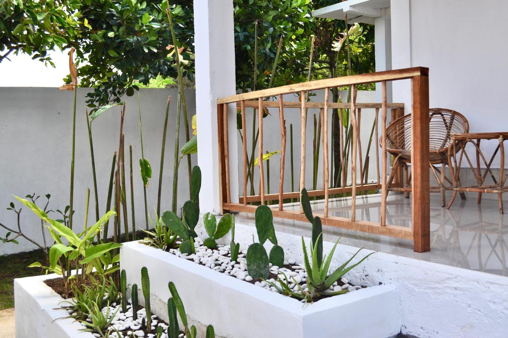 Ripbowl Guest House Selong Belanak Exterior photo